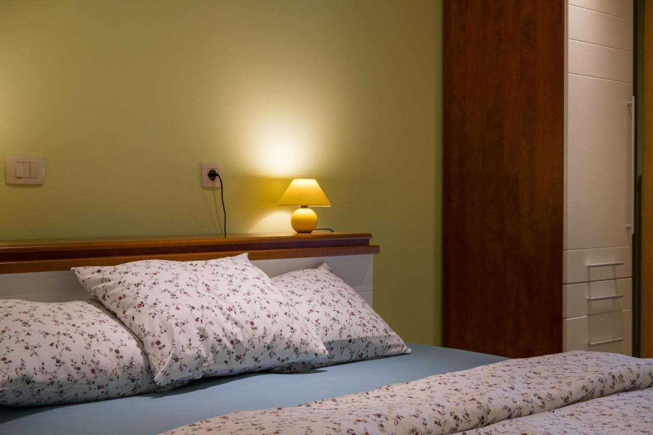 Apartament Isabela Mali Lošinj Zewnętrze zdjęcie