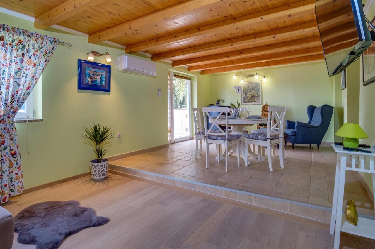 Apartament Isabela Mali Lošinj Zewnętrze zdjęcie
