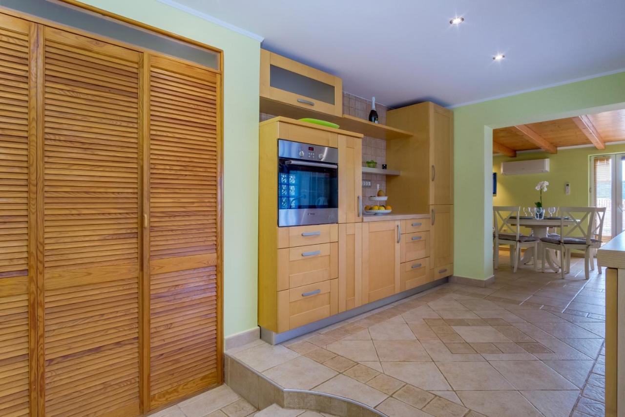Apartament Isabela Mali Lošinj Zewnętrze zdjęcie