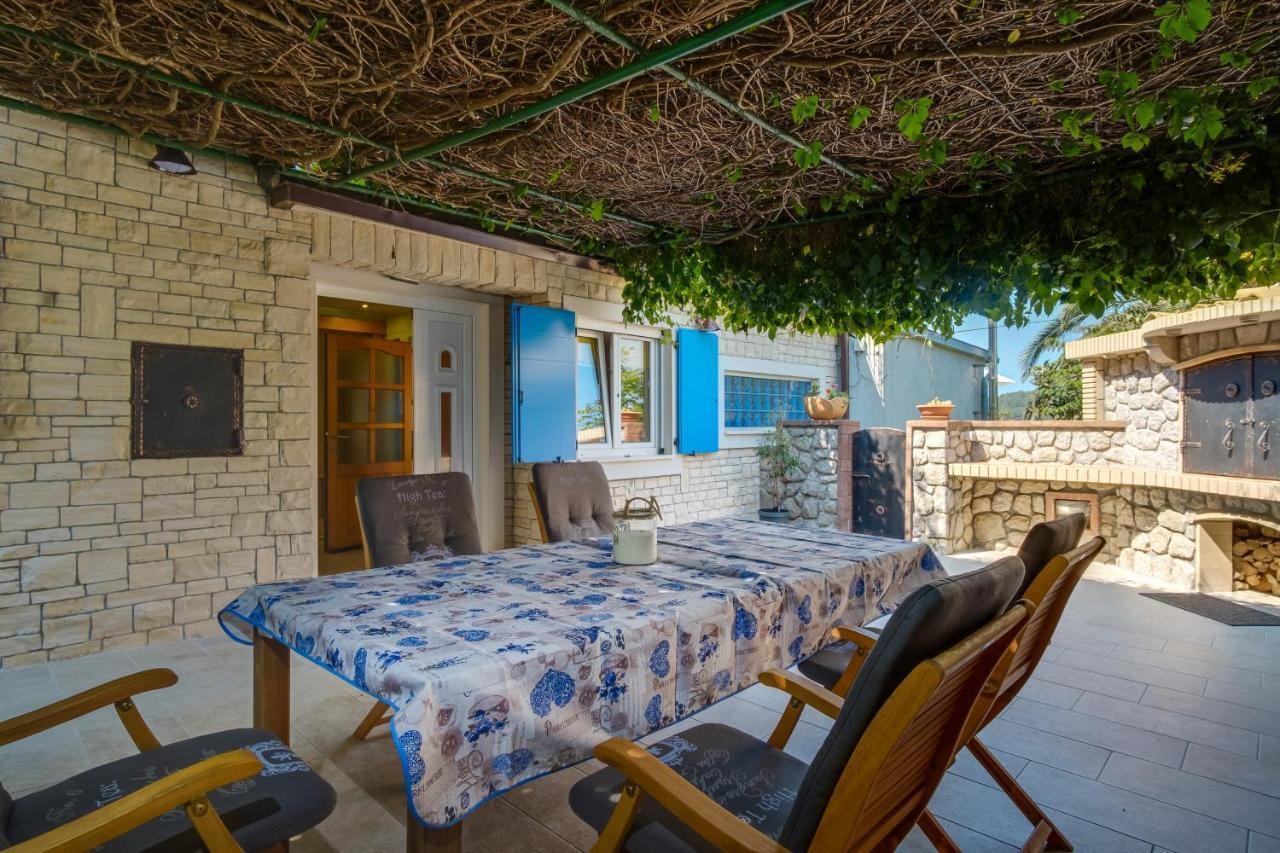 Apartament Isabela Mali Lošinj Zewnętrze zdjęcie