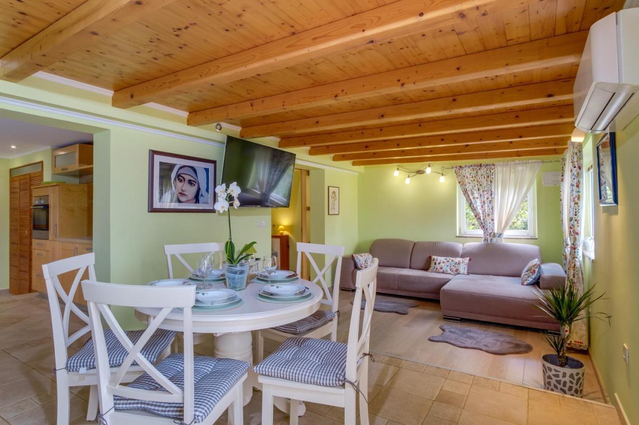 Apartament Isabela Mali Lošinj Zewnętrze zdjęcie